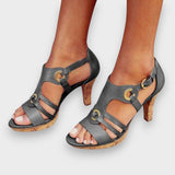 Lucija - Sandalias clásicas y cómodas de cuero sintético