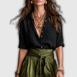 Vera™ | Conjunto de dos piezas: camiseta negra y falda midi verde oliva
