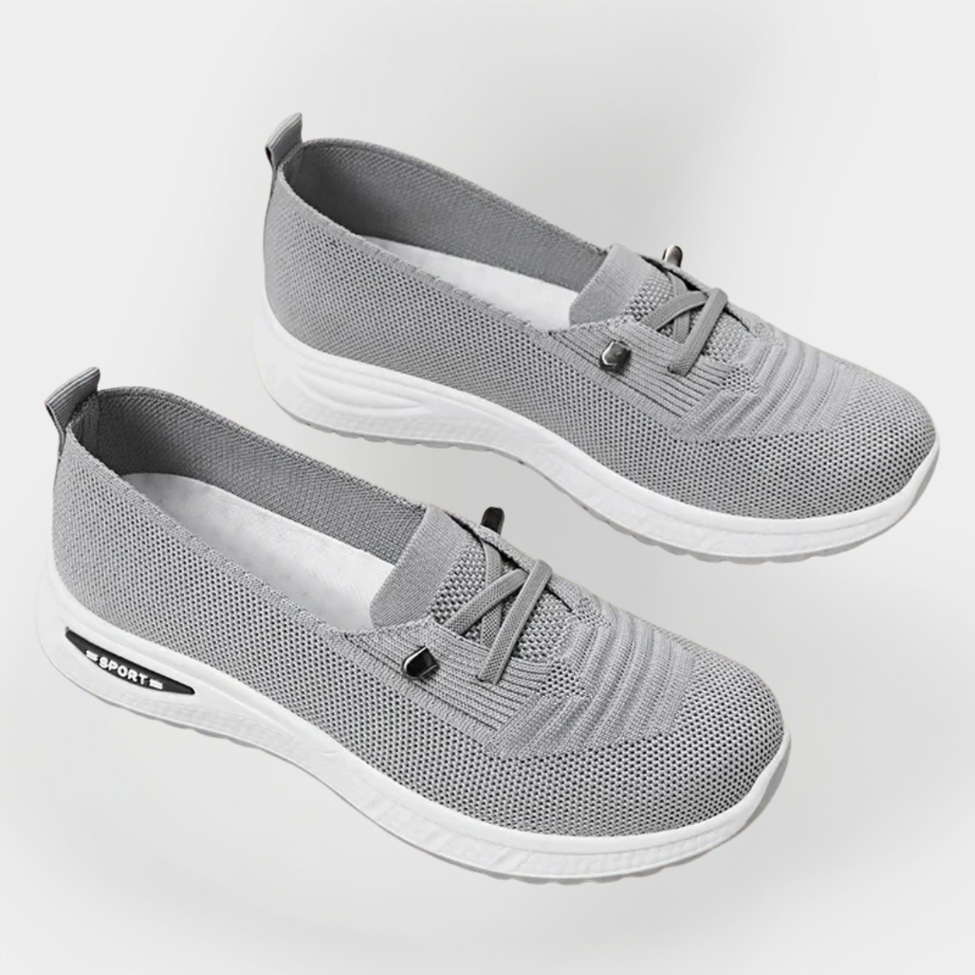 Zara - Zapatillas con suela flexible