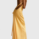 Vestido Sofia Maxi con Tirantes Diagonales y Espalda Descubierta