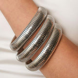 Zora - Pulsera con ranuras