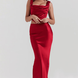 Ivelle | Vestido con Corte y Desgarro
