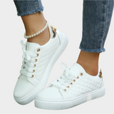Dania - Zapatillas con textura acolchada