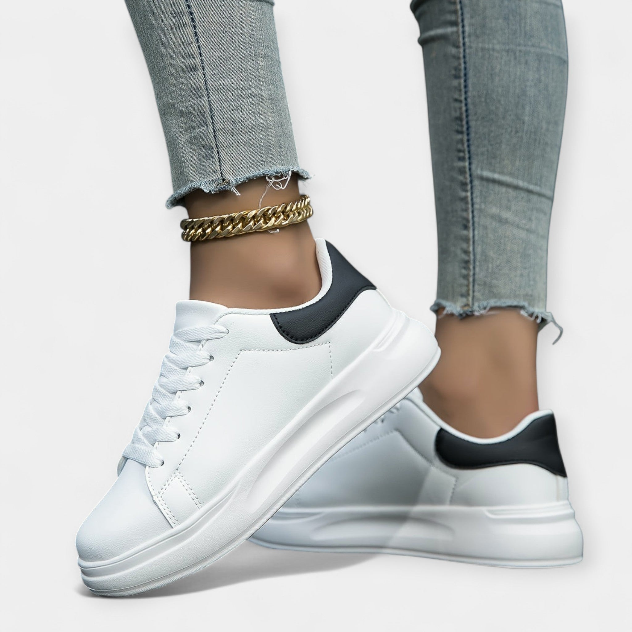Zapatillas Deportivas de Cuero Blancas
