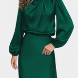 Vestido Maxi Marija con Cuello Alto y Detalles Florales