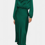 Vestido Maxi Marija con Cuello Alto y Detalles Florales