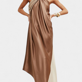 Vestido Petra Maxi con Corte Irregular y Espalda Descubierta